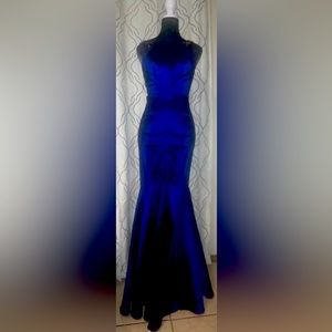 Cache Formal Dress